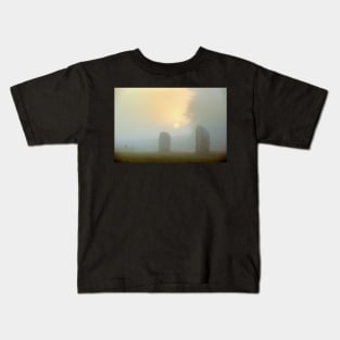 Avebury Misty Sunrise Kids T-Shirt